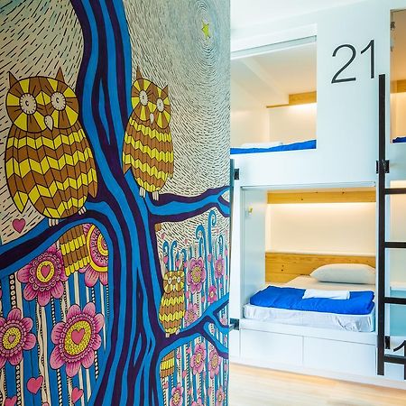 Travel Light Hostel パッタヤー エクステリア 写真
