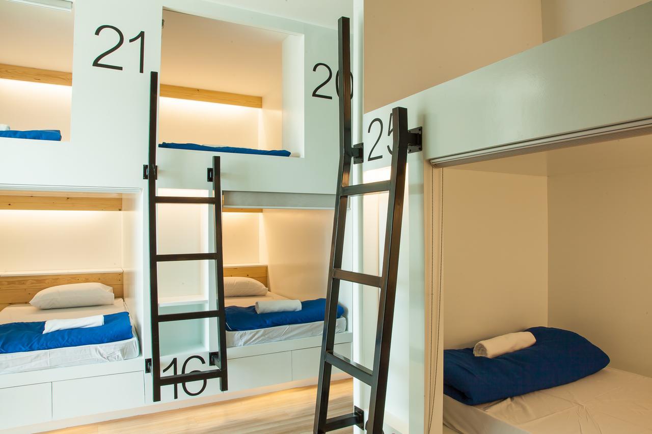 Travel Light Hostel パッタヤー エクステリア 写真